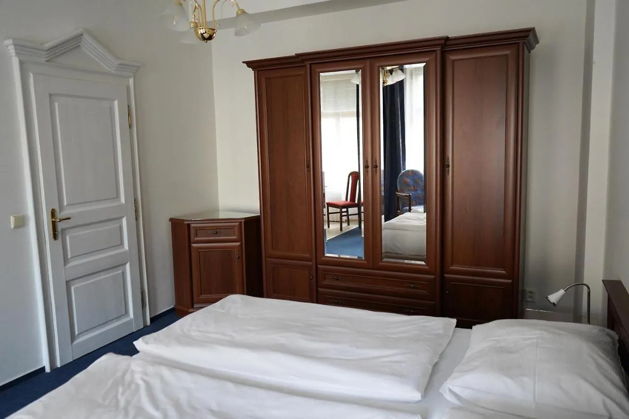 EA Apartmány Mozart Karlovy Vary 3*,